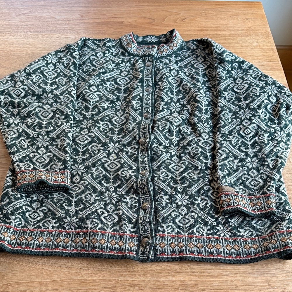 Dale of Norway Dark Green and Grey Fair Isle Wool Cardigan - Picture 3 of 8